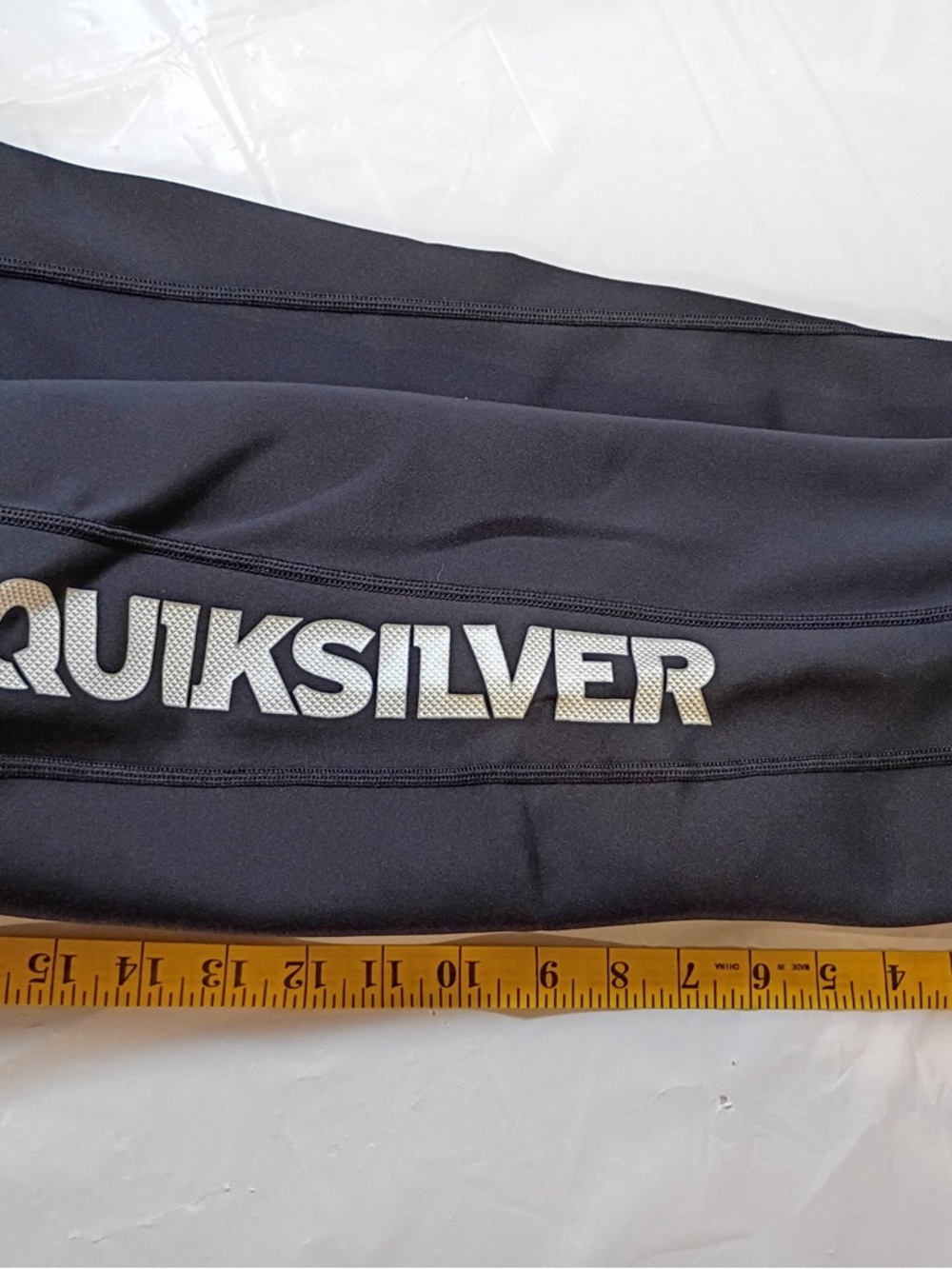 Quiksilver Compression Surf Shorts Black + Red Padded Liner Size M - Picture 3 of 9